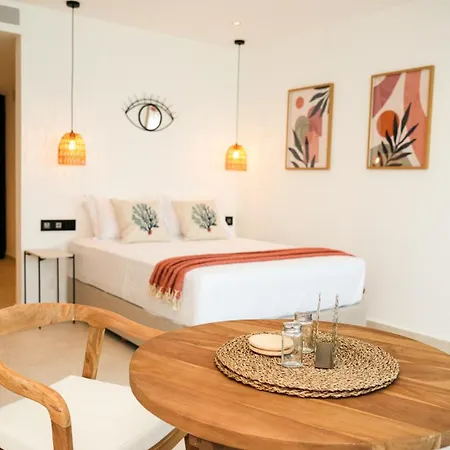 Sirena Bay House And Luxury