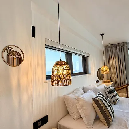 アパートホテル Sirena Bay House And Luxury *