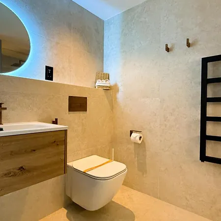 Ξενοδοχείο με διαμερίσματα Sirena Bay House And Luxury