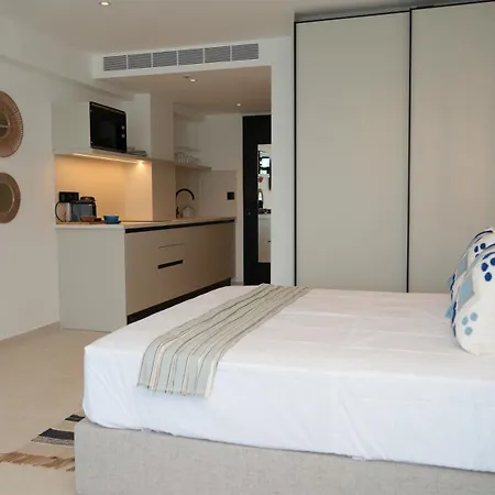 Lejlighedshotel Sirena Bay House And Luxury