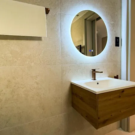 Sirena Bay House And Luxury * Protaras
